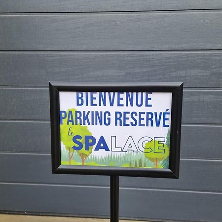 Le Spalace Bagian luar foto